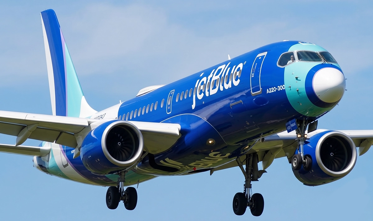 JetBlue website tracking privacy class action lawsuit over FullStory and Dynamic Yield data interception 2026