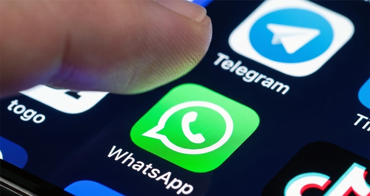 WhatsApp lawsuit for minors 2026 — cyberbullying, WhatsApp Channels, and the social media addiction docket